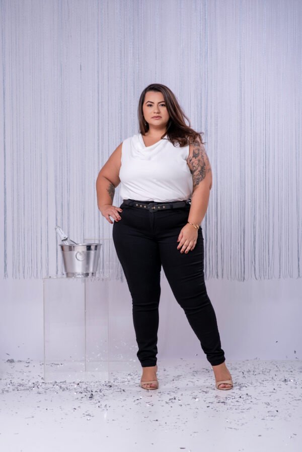 Cigarrete Preta Plus Size